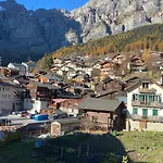 Majing By Interhome * ロイカーバード